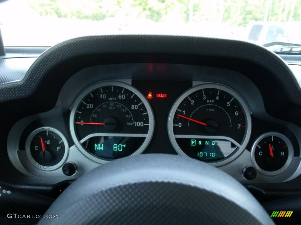 2009 Jeep Wrangler Unlimited Rubicon 4x4 Gauges Photo #49104554