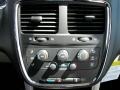 Dark Charcoal Pearl - Grand Caravan Mainstreet Photo No. 20