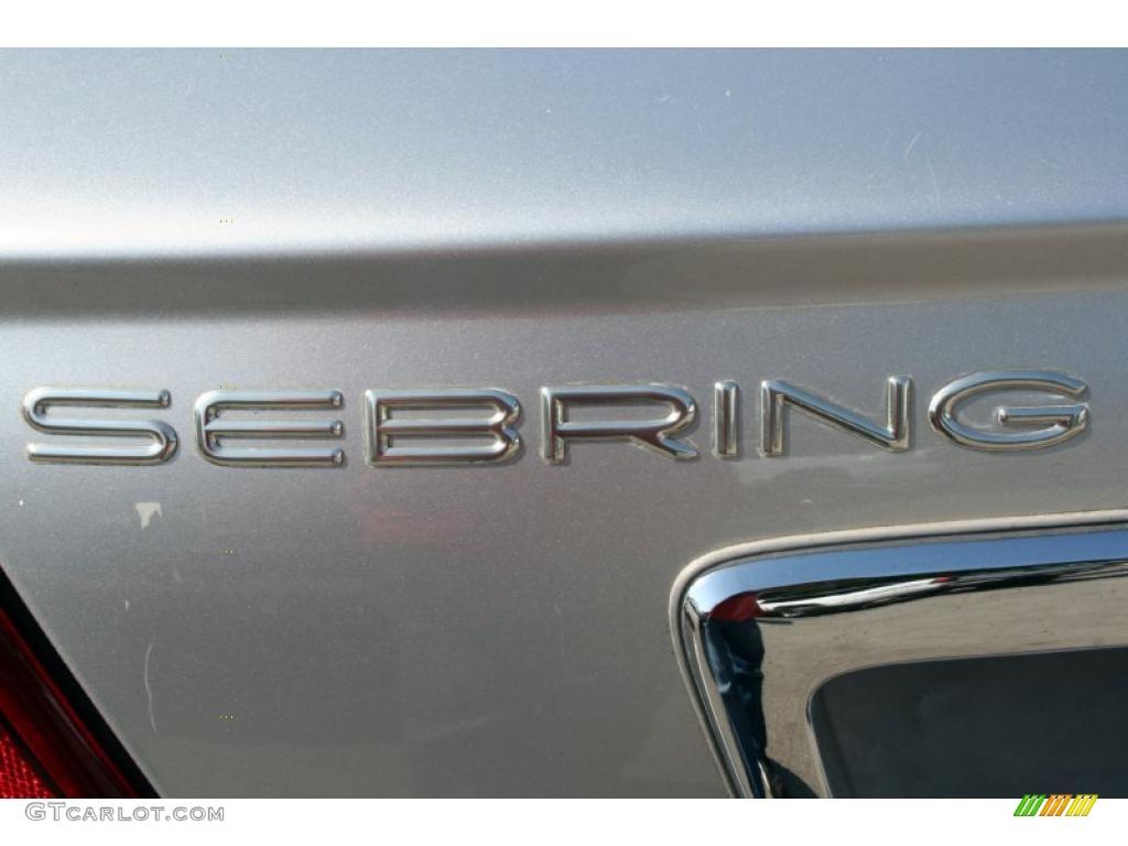 2003 Sebring LXi Convertible - Bright Silver Metallic / Taupe photo #48
