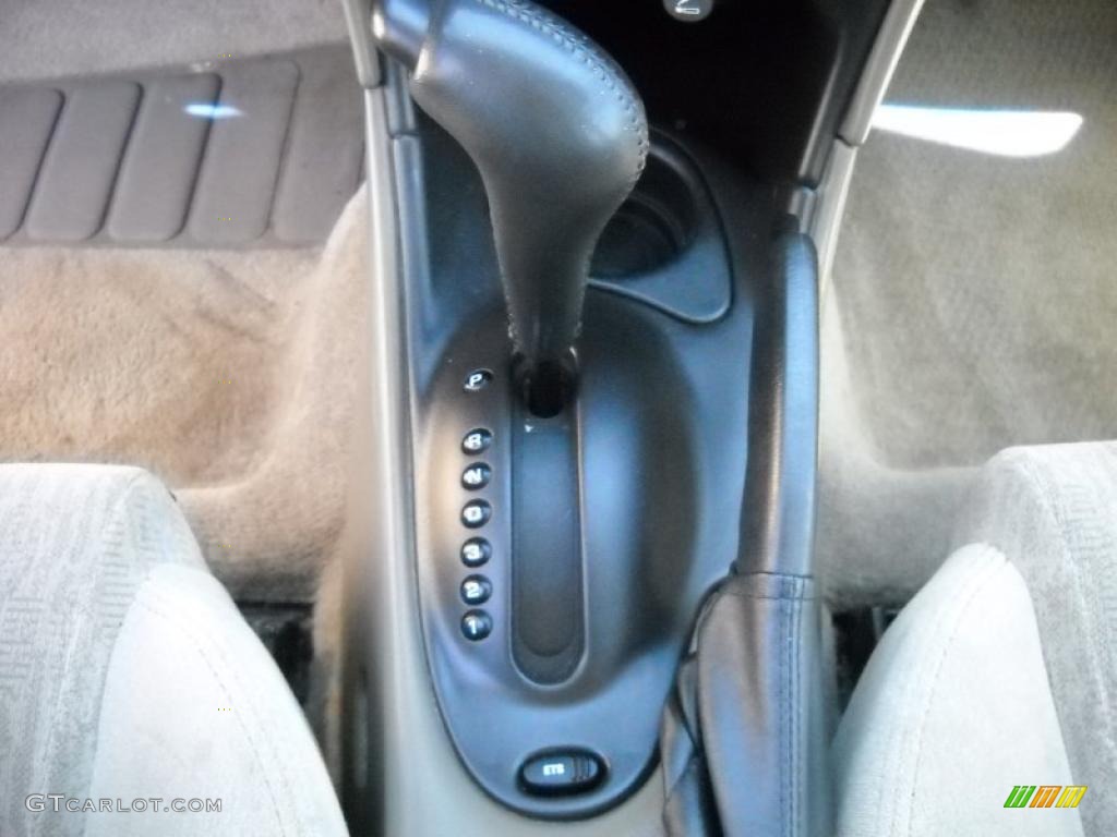 2001 Oldsmobile Alero GL Sedan 4 Speed Automatic Transmission Photo #49109006
