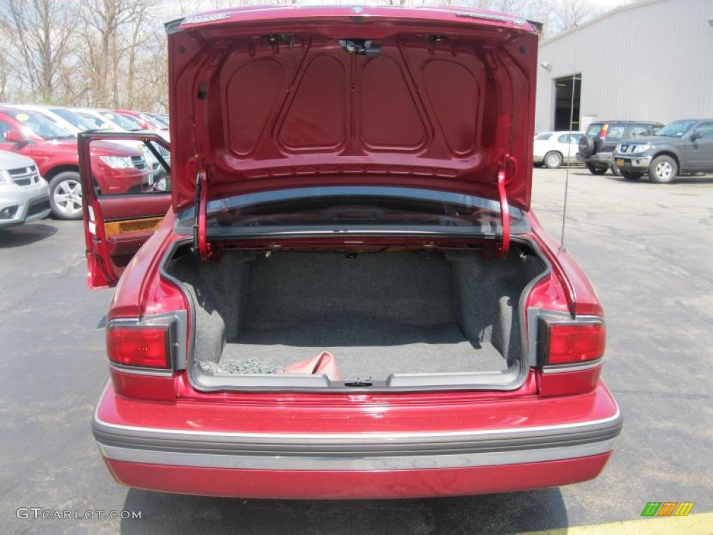 1995 Buick LeSabre Custom Trunk Photo #49109720