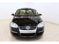 Black - Jetta SE Sedan Photo No. 2