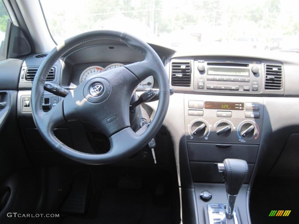 2006 Corolla S - Super White / Dark Charcoal photo #13