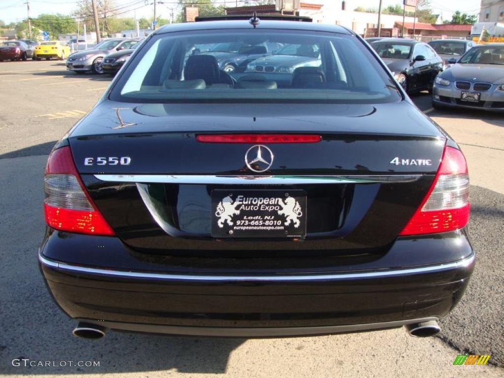 2008 E 550 4Matic Sedan - Black / Black photo #10