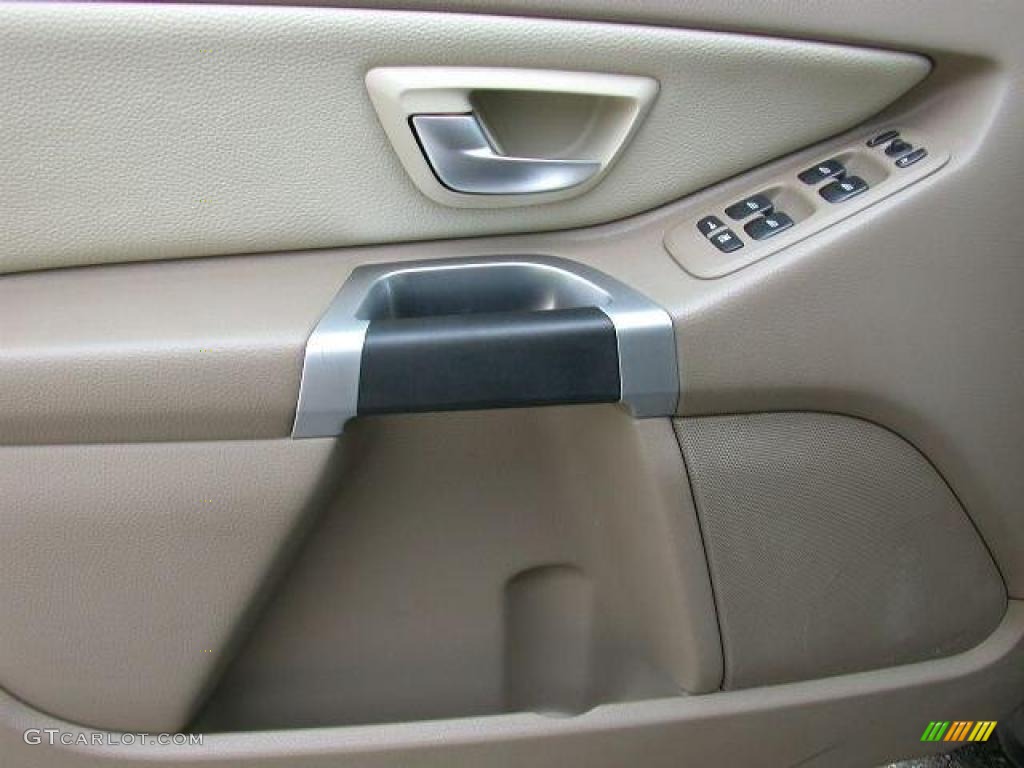 2007 Volvo XC90 3.2 AWD Taupe Door Panel Photo #49113911