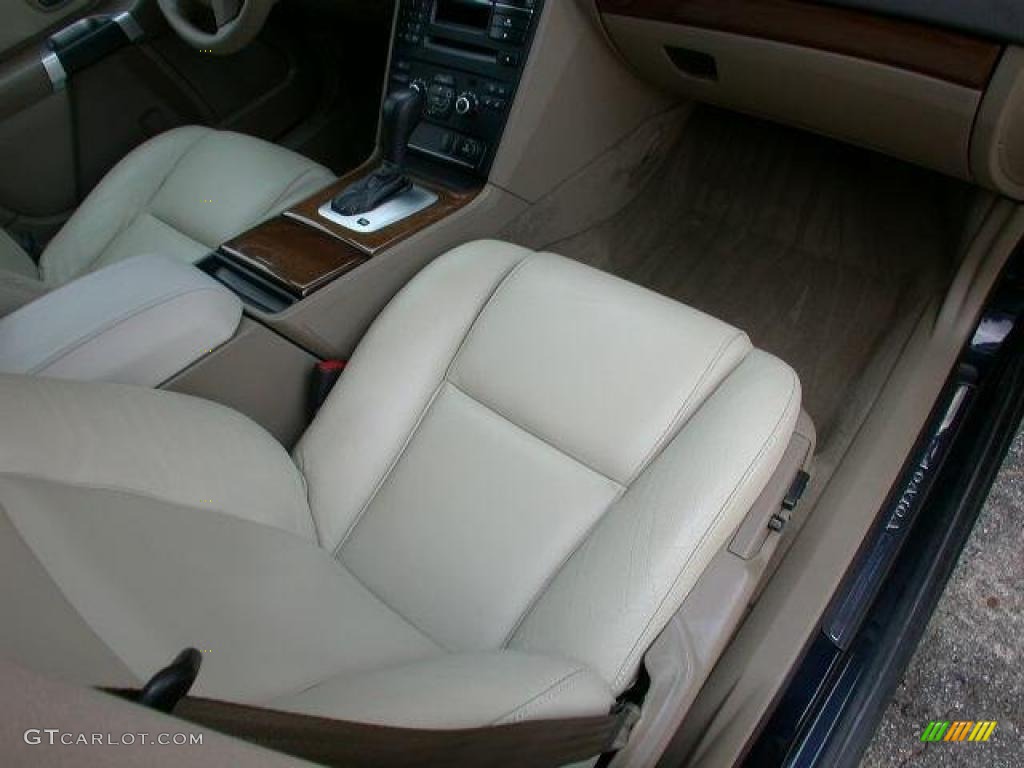 Taupe Interior 2007 Volvo XC90 3.2 AWD Photo #49113959