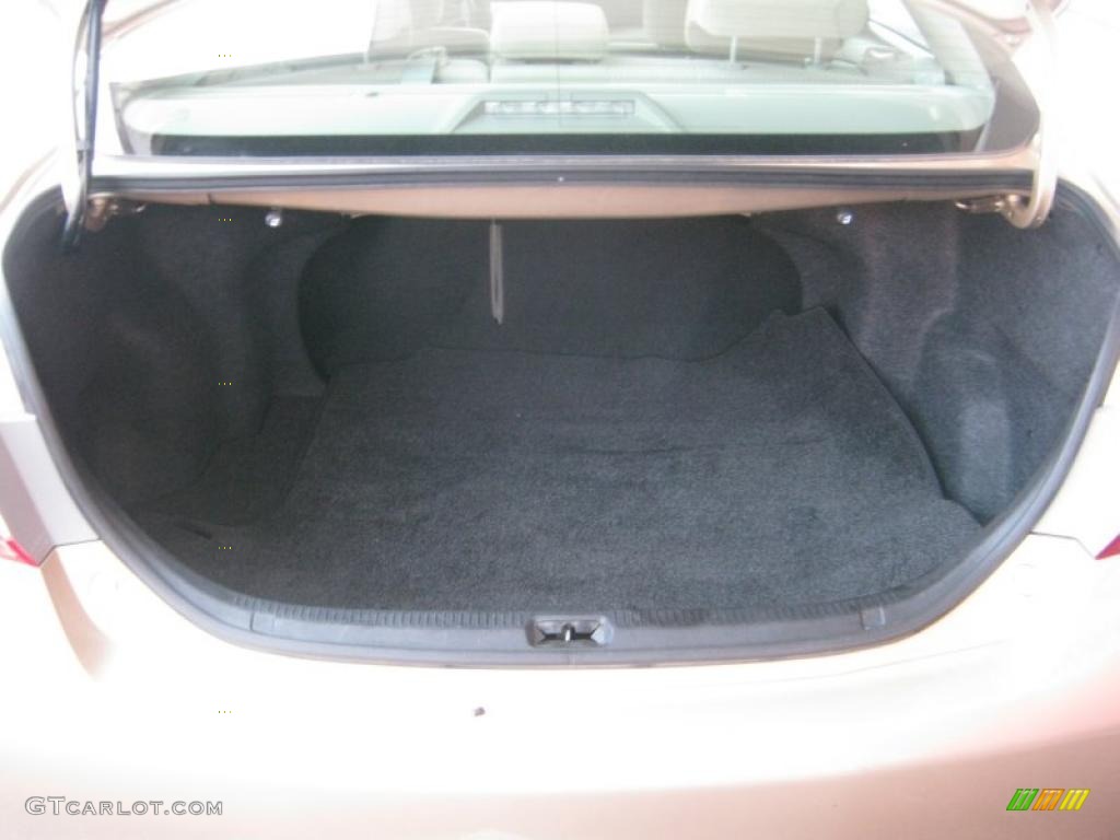 2010 Camry LE - Sandy Beach Metallic / Bisque photo #20