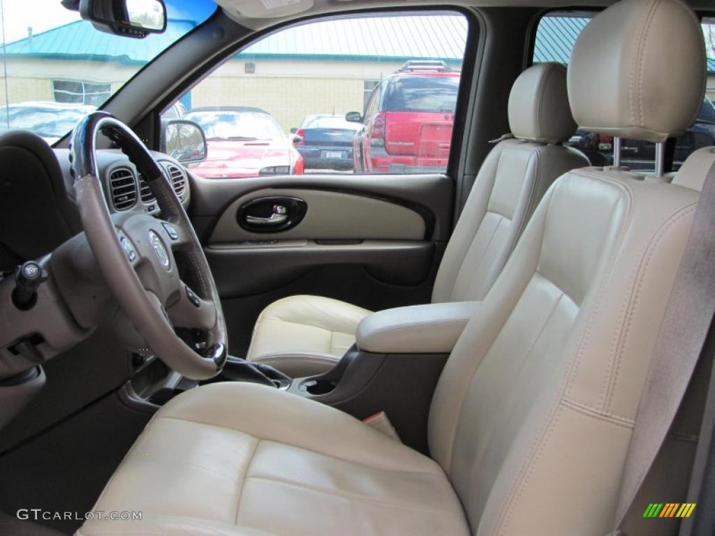 2006 Rainier CXL AWD - Deep Sapphire Blue Metallic / Cashmere photo #9