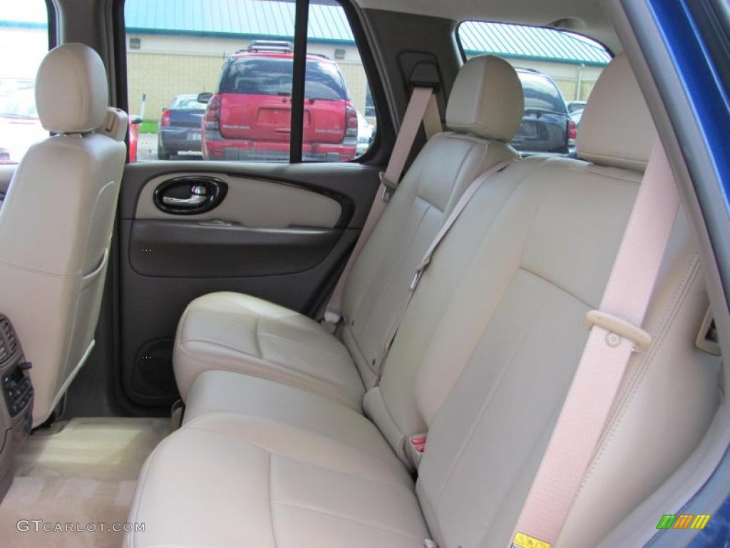 2006 Rainier CXL AWD - Deep Sapphire Blue Metallic / Cashmere photo #14