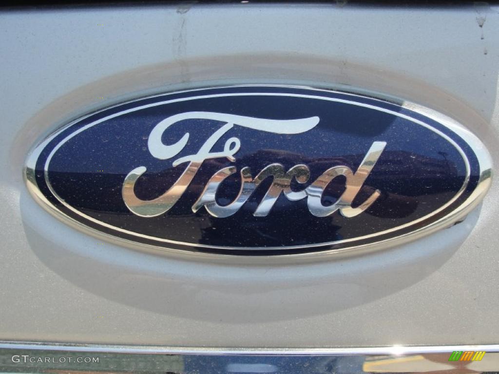 2011 Ford Expedition EL XLT Marks and Logos Photo #49119932