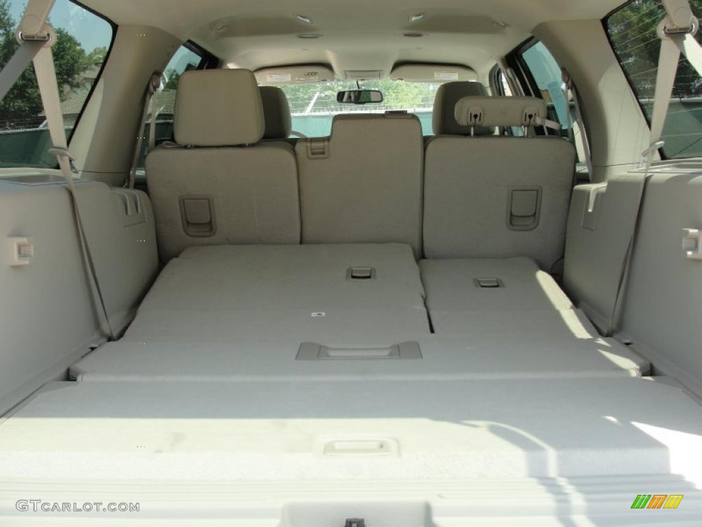 2011 Ford Expedition EL XLT Trunk Photo #49120025