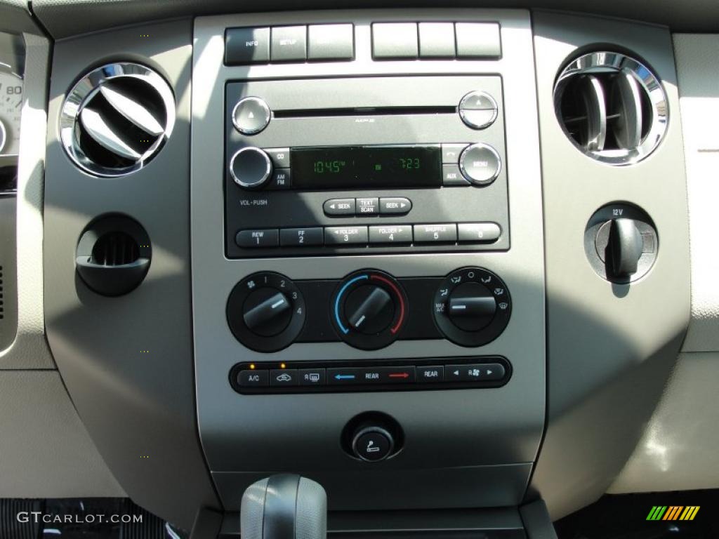 2011 Ford Expedition EL XLT Controls Photo #49120151