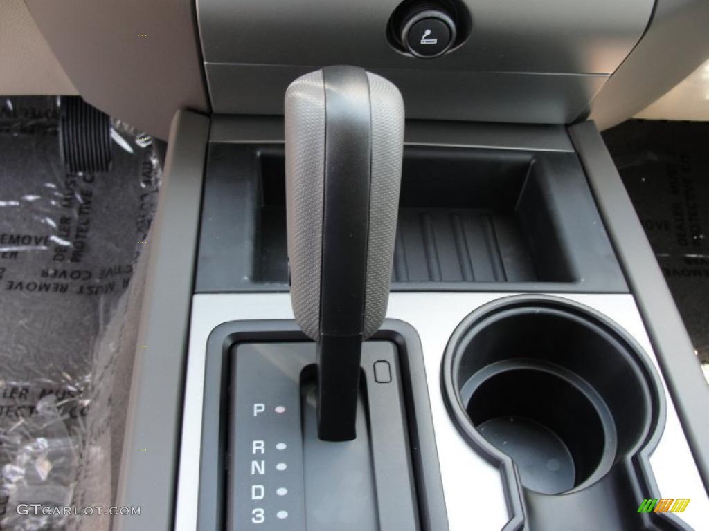2011 Ford Expedition EL XLT 6 Speed Automatic Transmission Photo #49120202