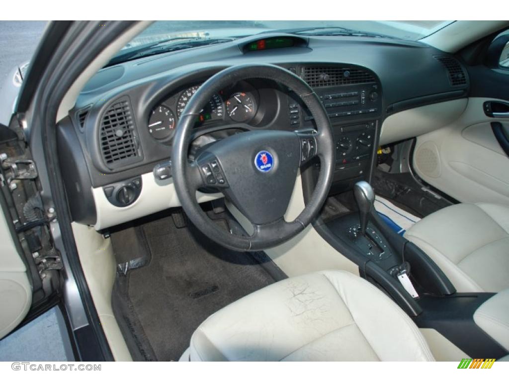 Parchment Interior 2004 Saab 9-3 Linear Sedan Photo #49122086