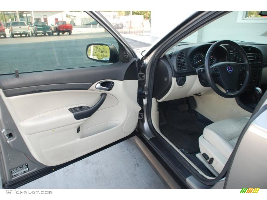2004 Saab 9-3 Linear Sedan Parchment Door Panel Photo #49122113