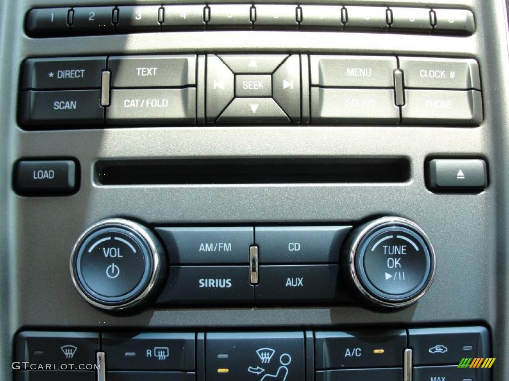 2011 Ford Taurus SE Controls Photo #49122530
