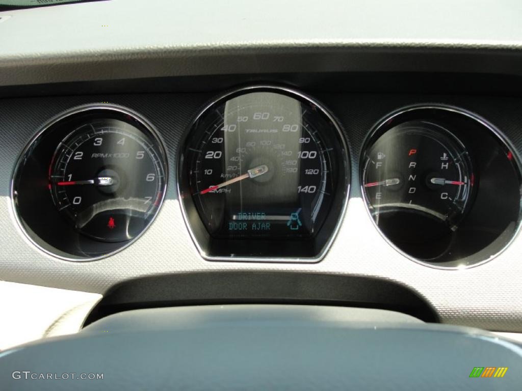 2011 Ford Taurus SE Gauges Photos