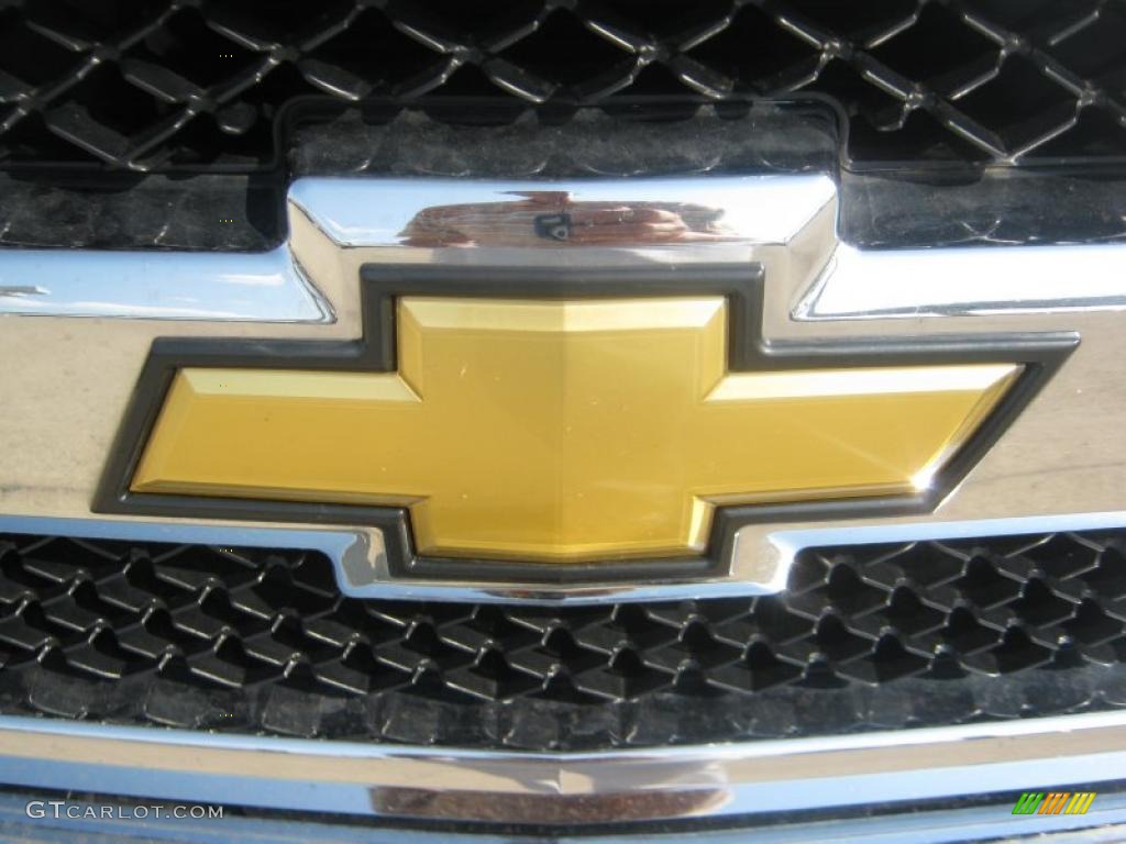 2010 Chevrolet Silverado 1500 LS Crew Cab 4x4 Marks and Logos Photo #49123373
