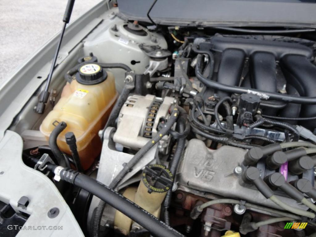 2004 Ford Taurus SES Sedan 3.0 Liter OHV 12-Valve V6 Engine Photo #49124261