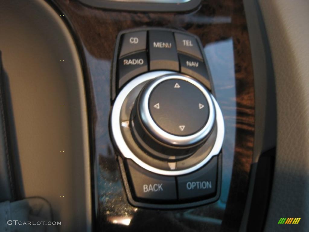 2009 BMW 5 Series 550i Sedan Controls Photo #49124537