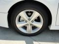 Super White - Camry SE Photo No. 11