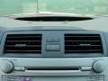 Super White - Camry SE Photo No. 30