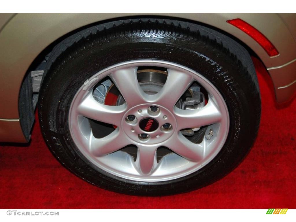 2009 Mini Cooper S Hardtop Wheel Photo #49125956