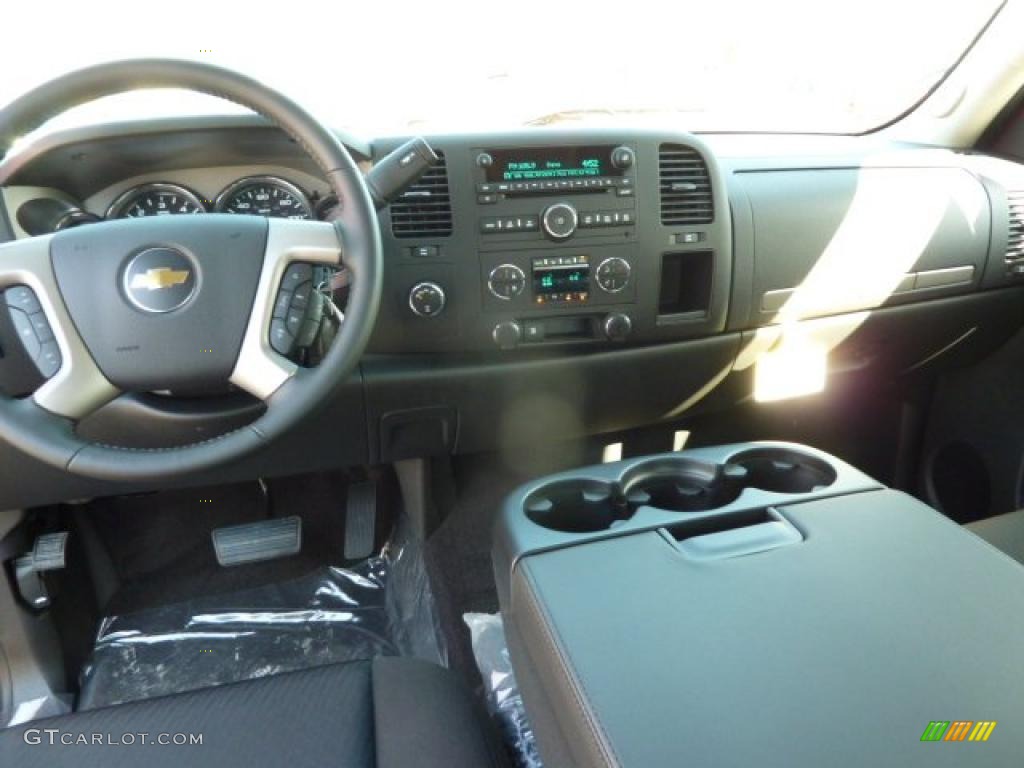 2011 Silverado 1500 LT Extended Cab 4x4 - Victory Red / Ebony photo #8