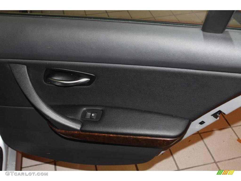 2009 3 Series 328i Sedan - Titanium Silver Metallic / Black photo #45