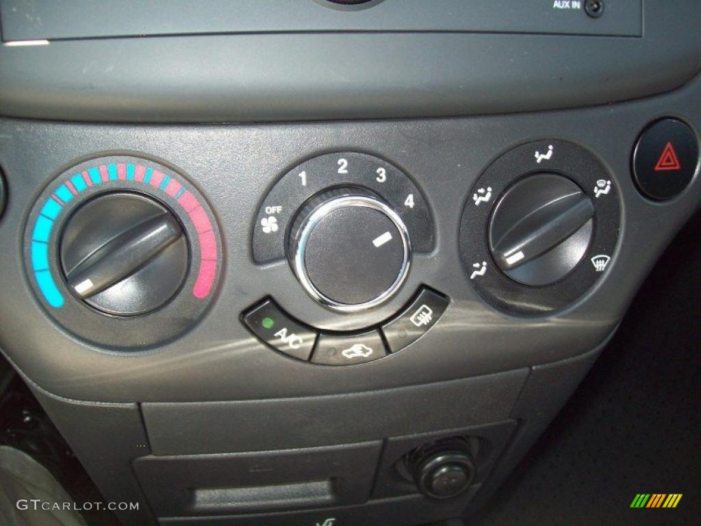 2011 Chevrolet Aveo LT Sedan Controls Photo #49128485