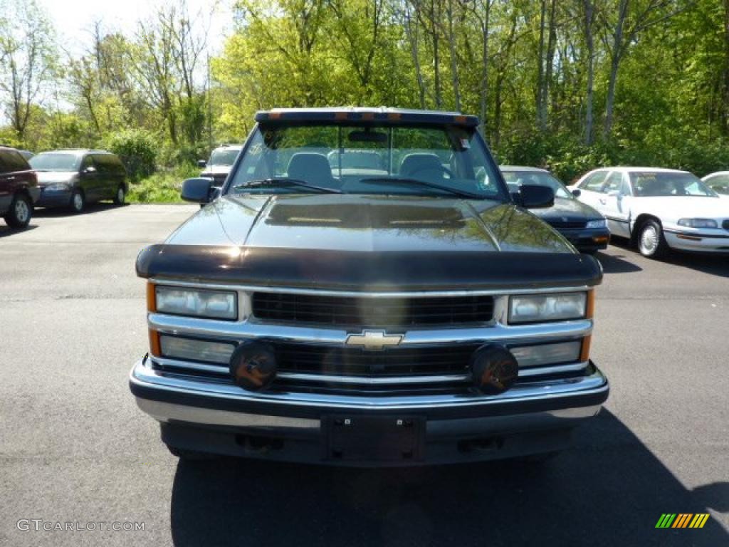 1996 C/K K1500 Regular Cab 4x4 - Black / Gray photo #2