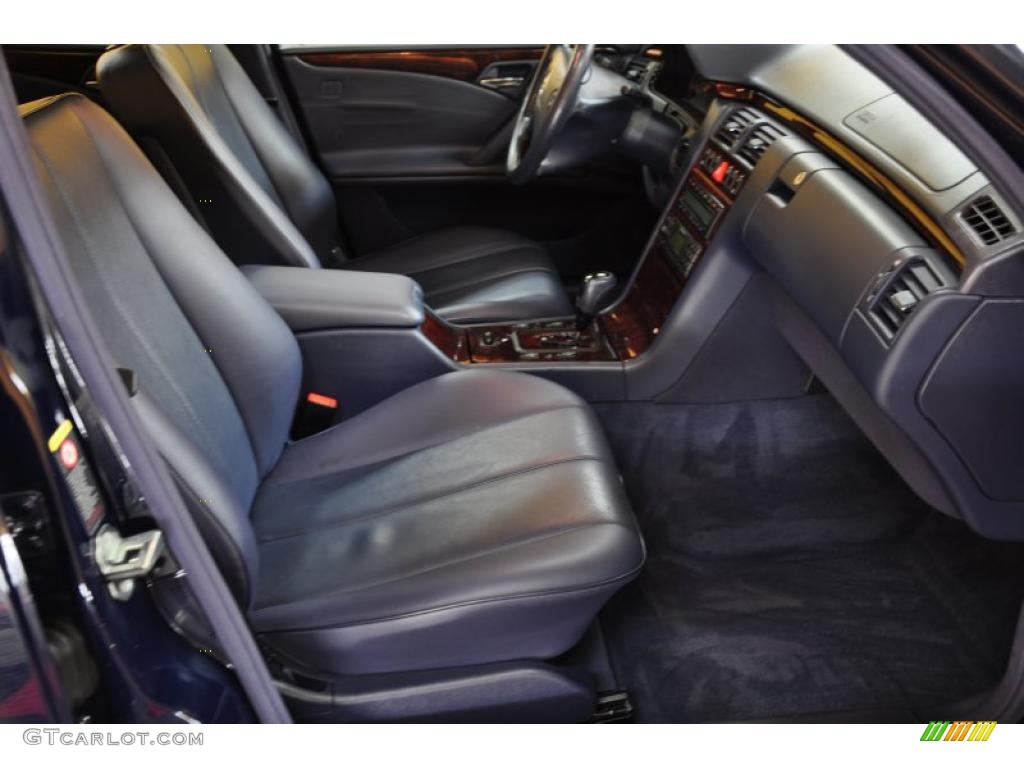 Blue Interior 2001 Mercedes-Benz E 320 4Matic Wagon Photo #49129130