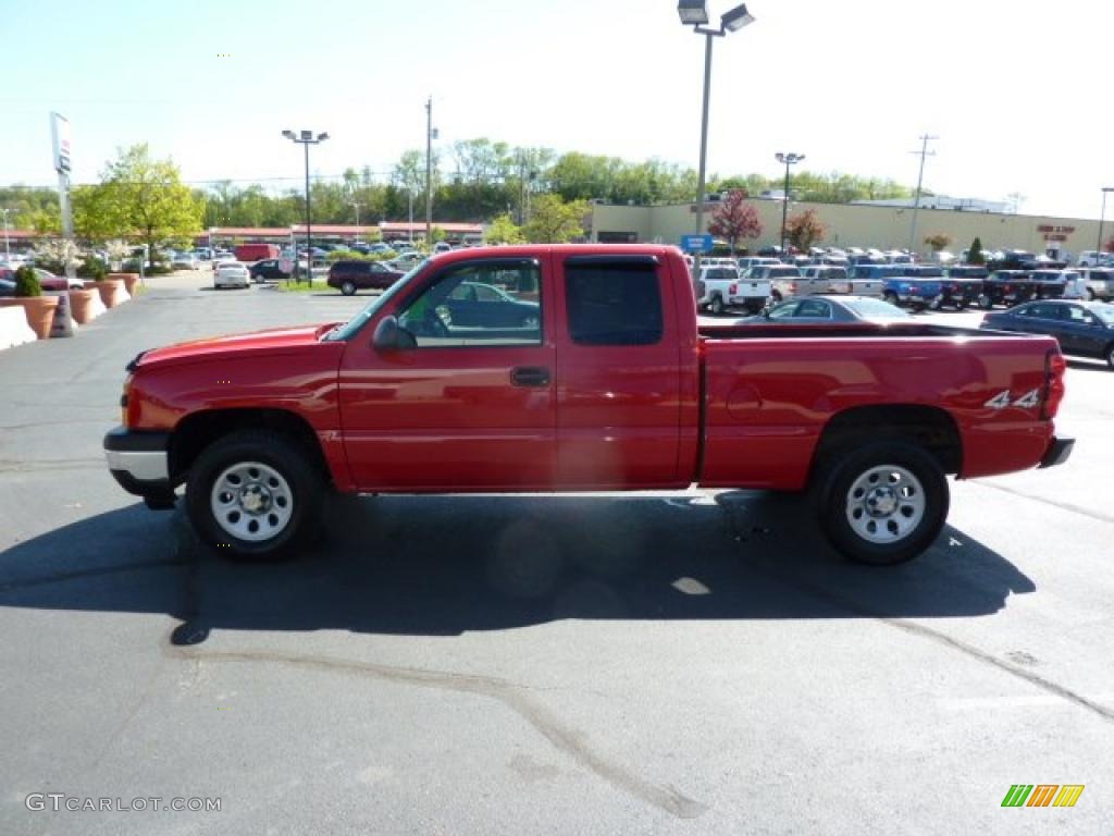 2006 Silverado 1500 Work Truck Extended Cab 4x4 - Victory Red / Dark Charcoal photo #4