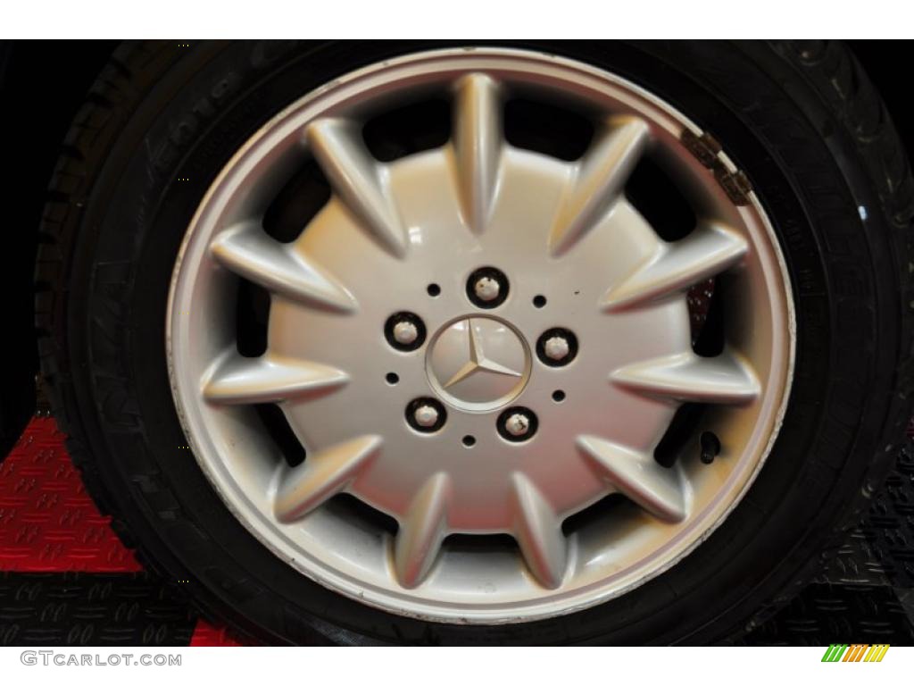 2001 Mercedes-Benz E 320 4Matic Wagon Wheel Photo #49129196