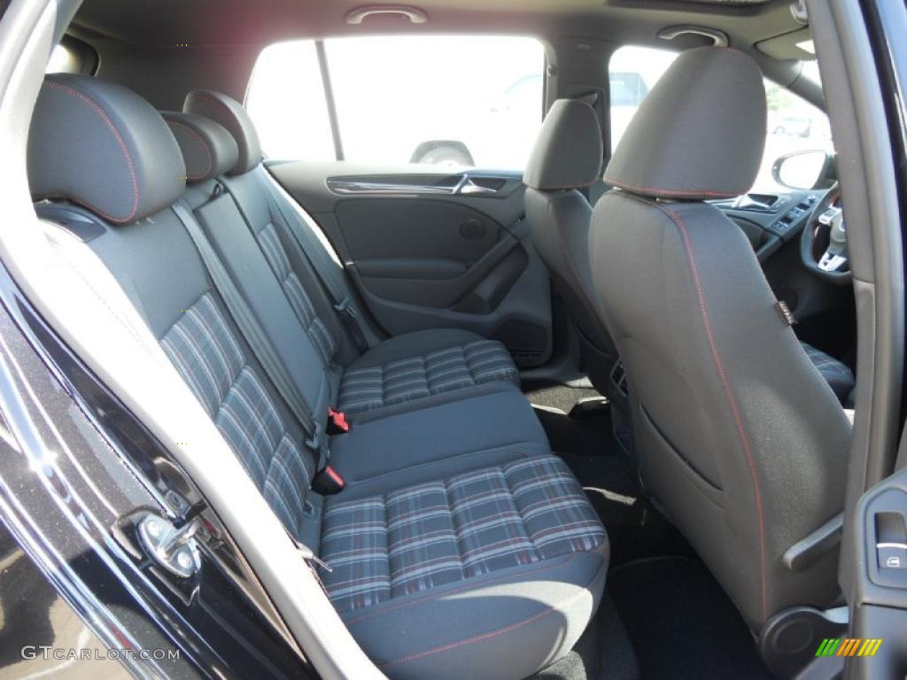 Interlagos Plaid Cloth Interior 2011 Volkswagen GTI 4 Door Photo #49131128