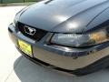 Black - Mustang V6 Coupe Photo No. 11