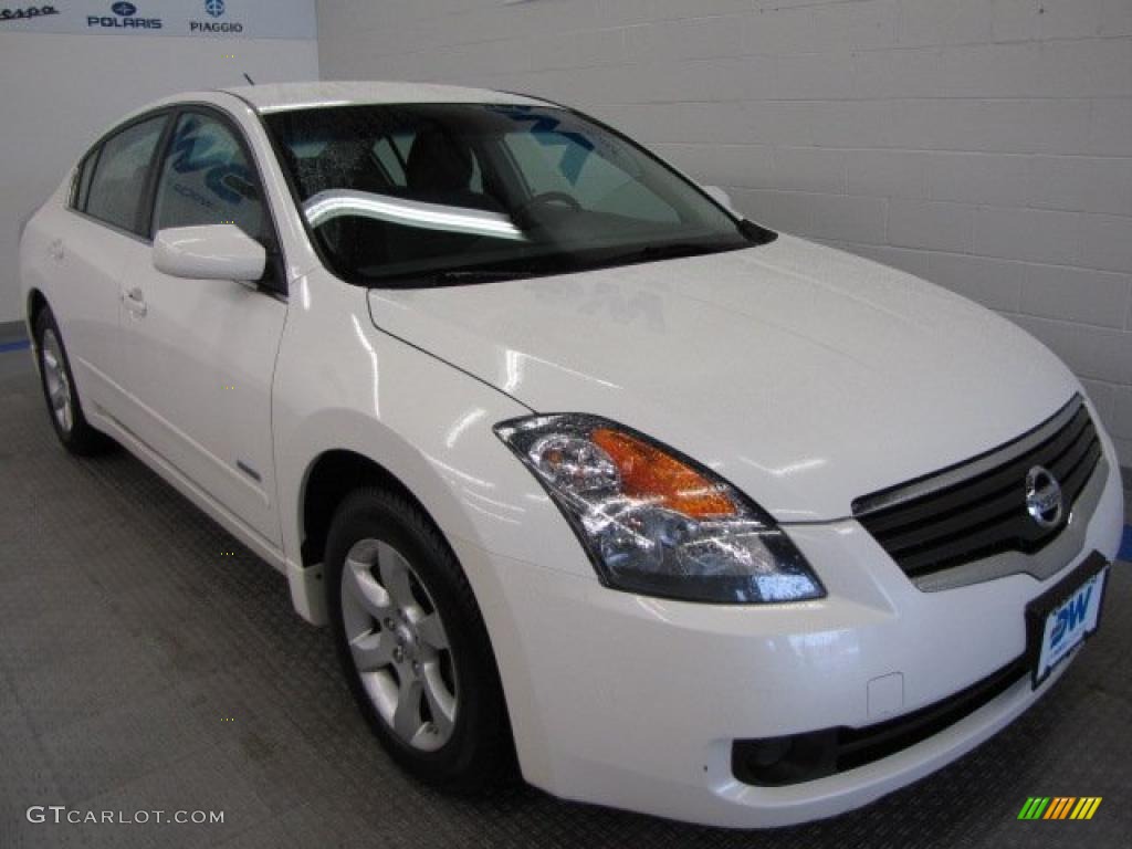 2009 Altima Hybrid - Winter Frost Pearl / Frost photo #1