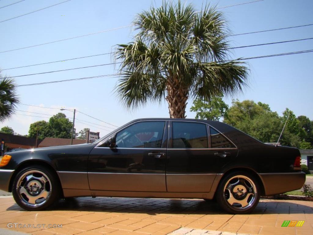 1993 S Class 300 SE - Black Pearl Metallic / Grey photo #5