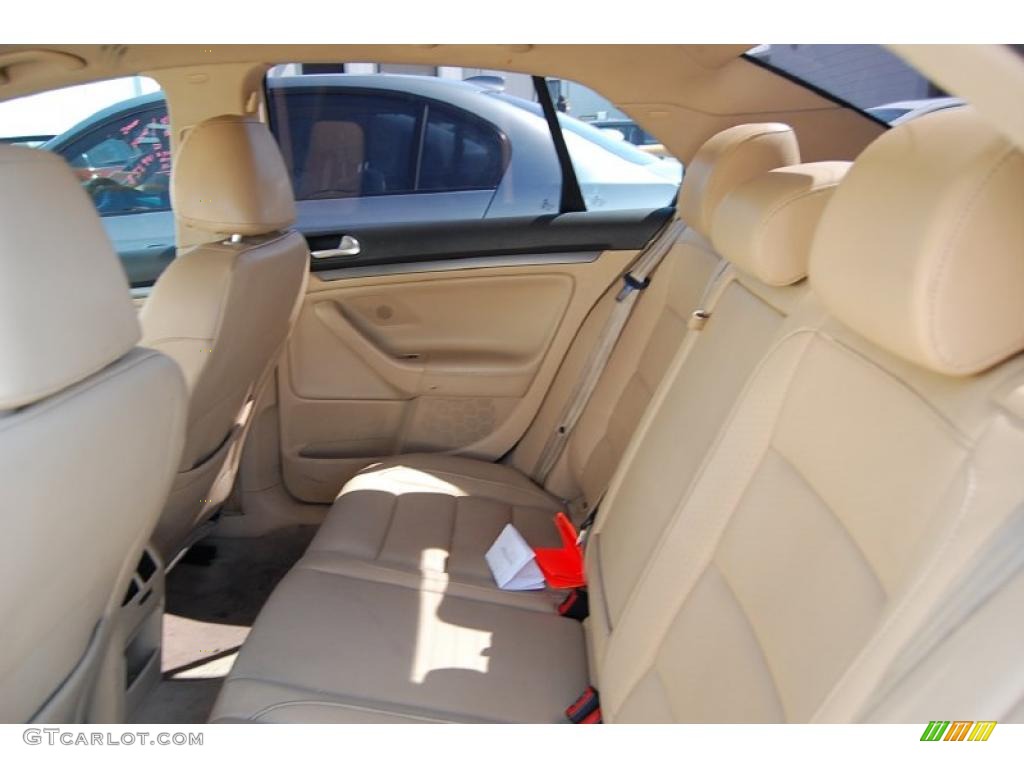 Pure Beige Interior 2007 Volkswagen Jetta 2.5 Sedan Photo #49133710