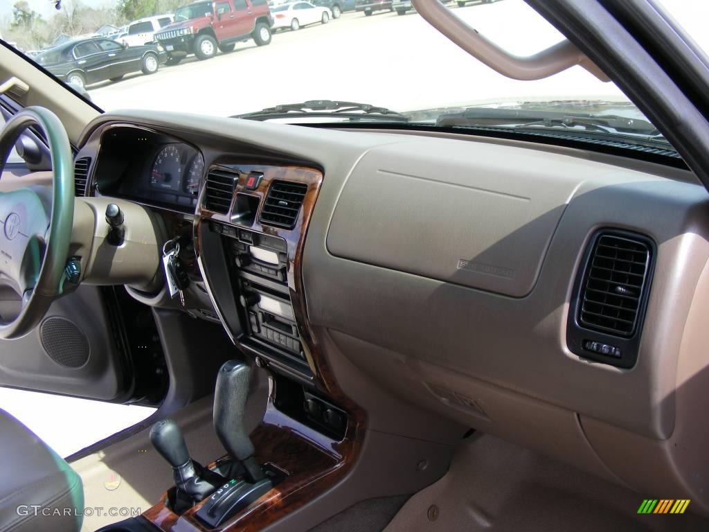 1999 4Runner Limited 4x4 - Black / Oak photo #21