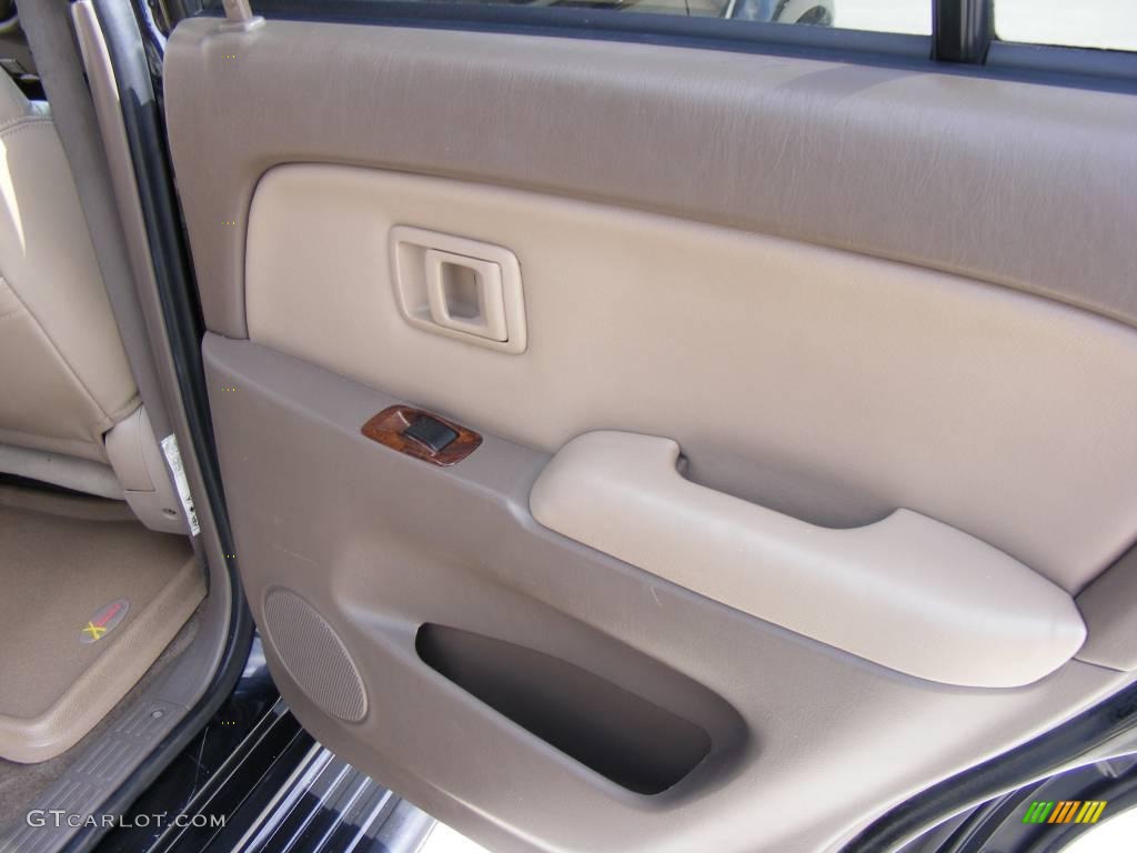 1999 4Runner Limited 4x4 - Black / Oak photo #25