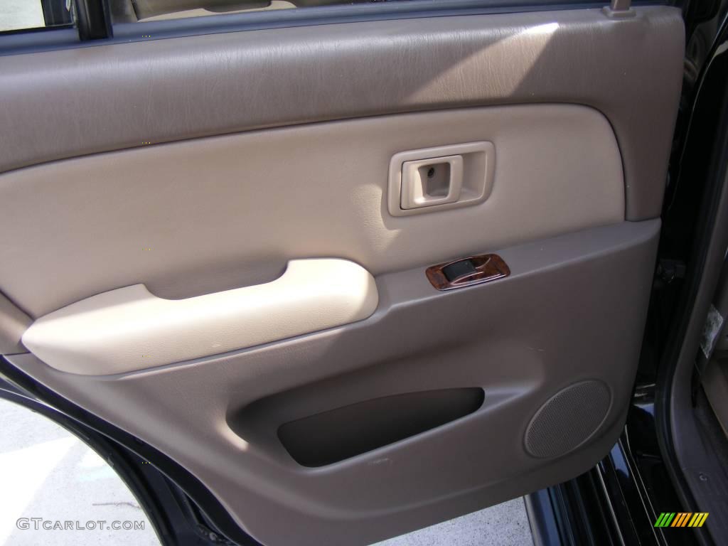 1999 4Runner Limited 4x4 - Black / Oak photo #29