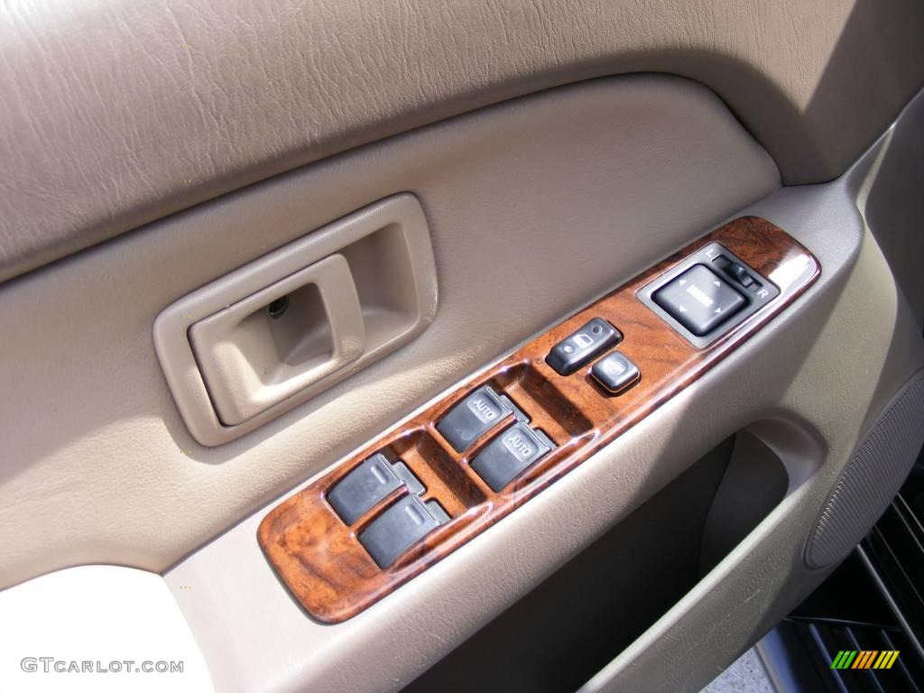1999 4Runner Limited 4x4 - Black / Oak photo #32