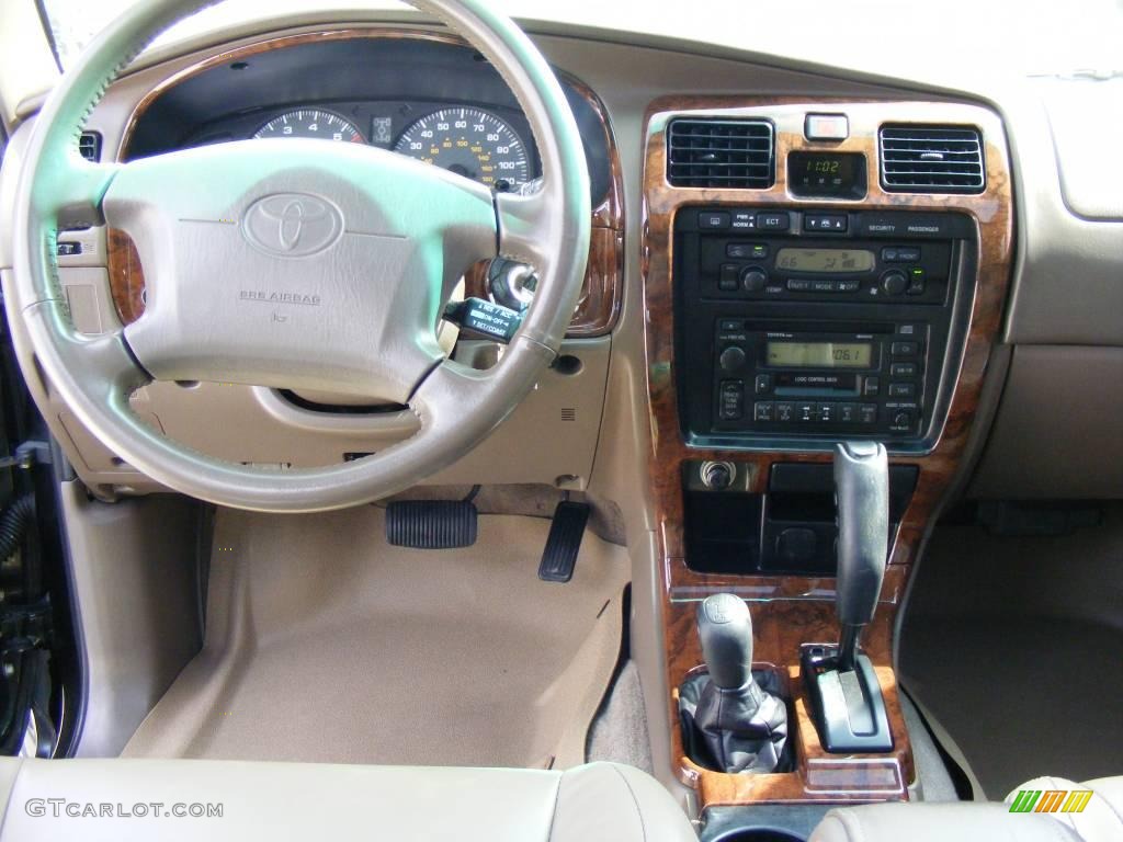 1999 4Runner Limited 4x4 - Black / Oak photo #36
