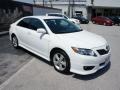 Super White - Camry SE Photo No. 5