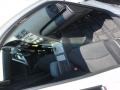 Super White - Camry SE Photo No. 16
