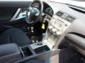 Super White - Camry SE Photo No. 19