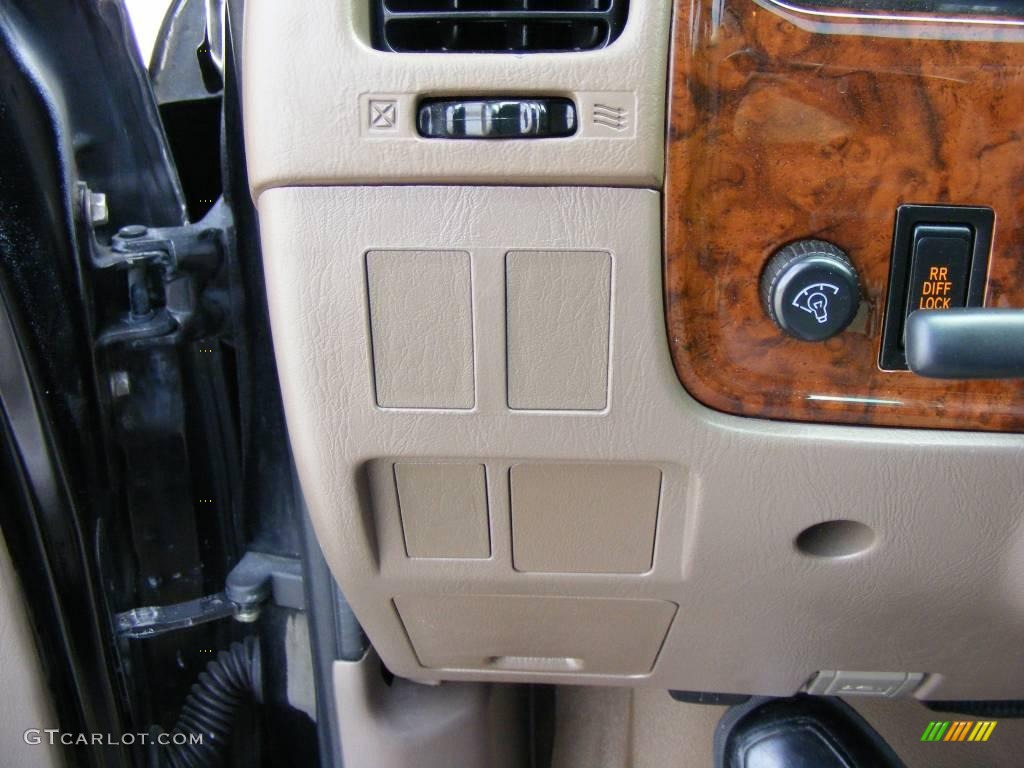 1999 4Runner Limited 4x4 - Black / Oak photo #46