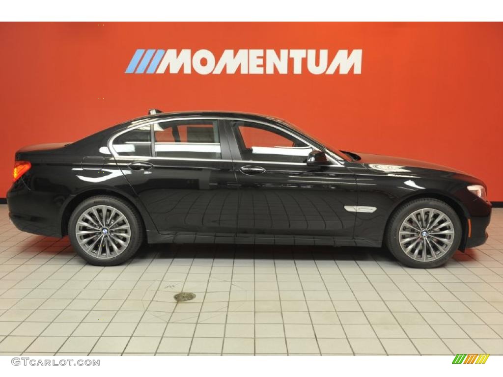 2012 7 Series 740i Sedan - Black Sapphire Metallic / Black photo #4