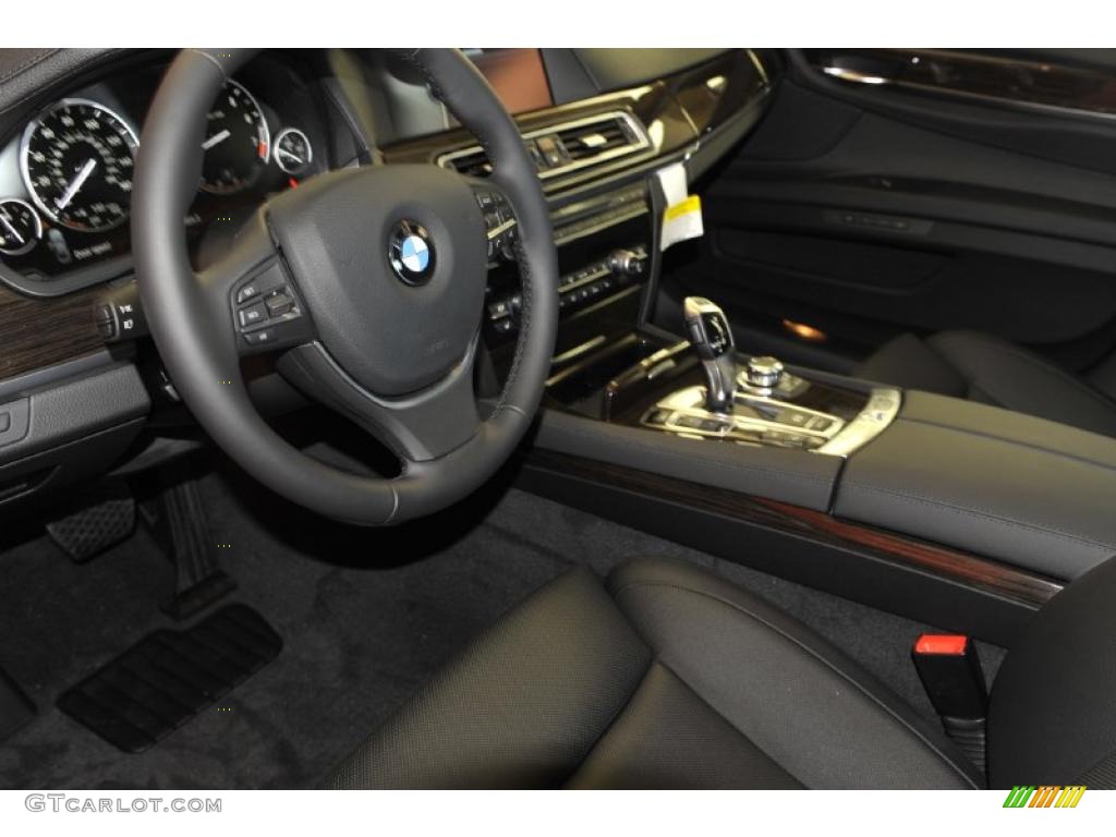 2012 7 Series 740i Sedan - Black Sapphire Metallic / Black photo #15